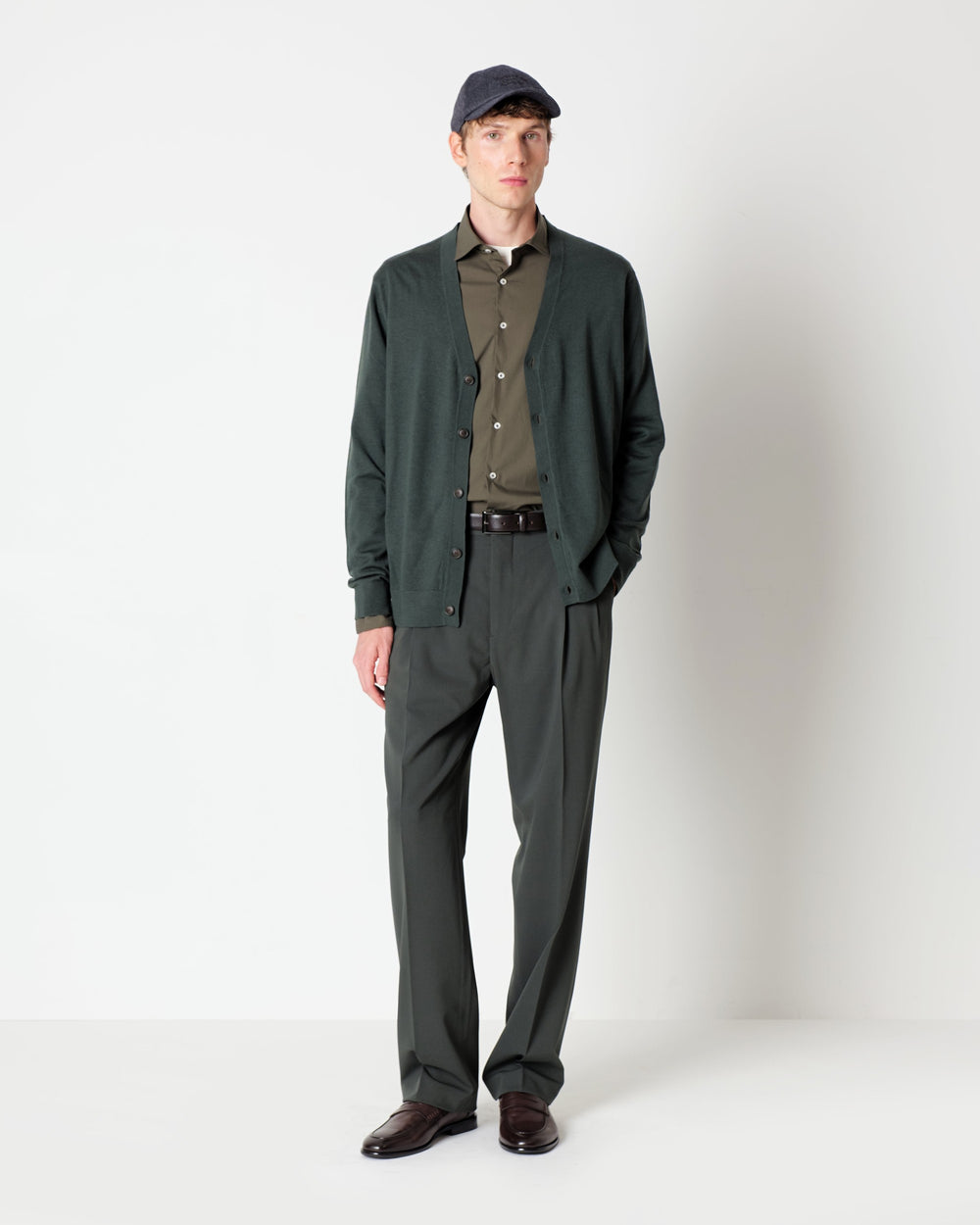 green relaxed fit double pleats trousers in wool blend twill