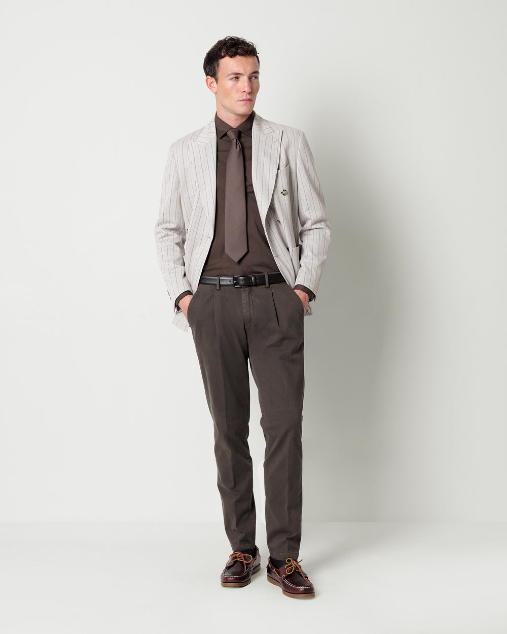stretch cotton twill trousers with pleats